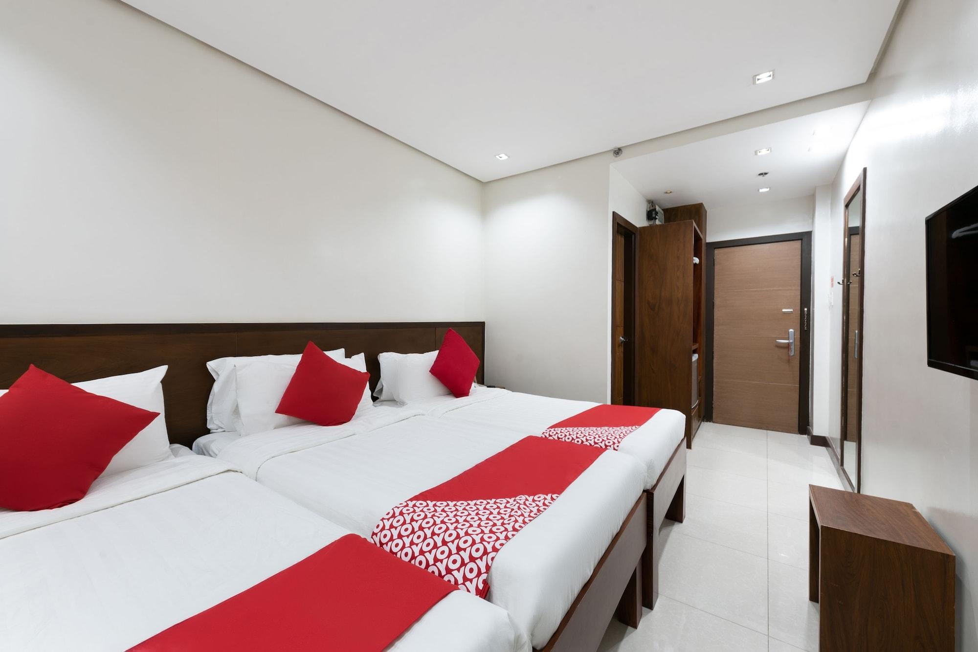 West Makati Hotel Makati City Ngoại thất bức ảnh