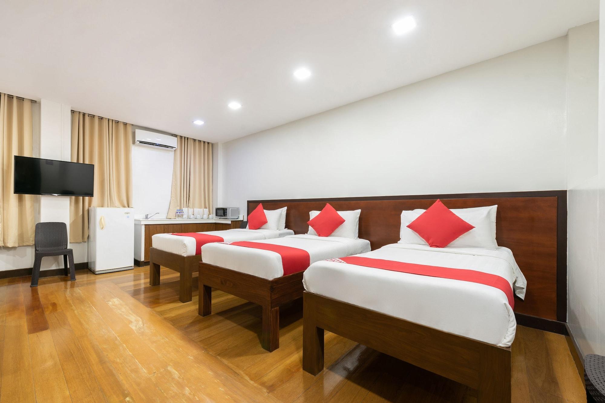 West Makati Hotel Makati City Ngoại thất bức ảnh