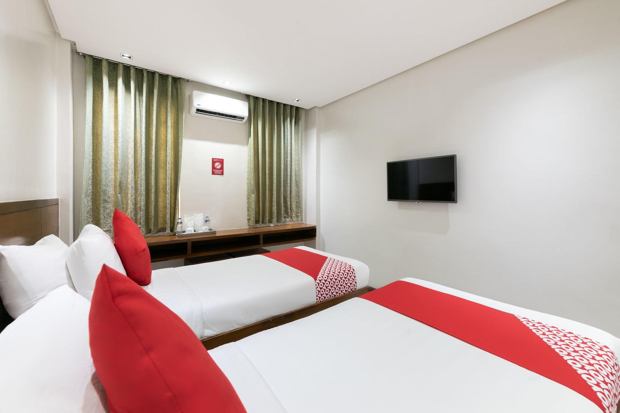 West Makati Hotel Makati City Ngoại thất bức ảnh
