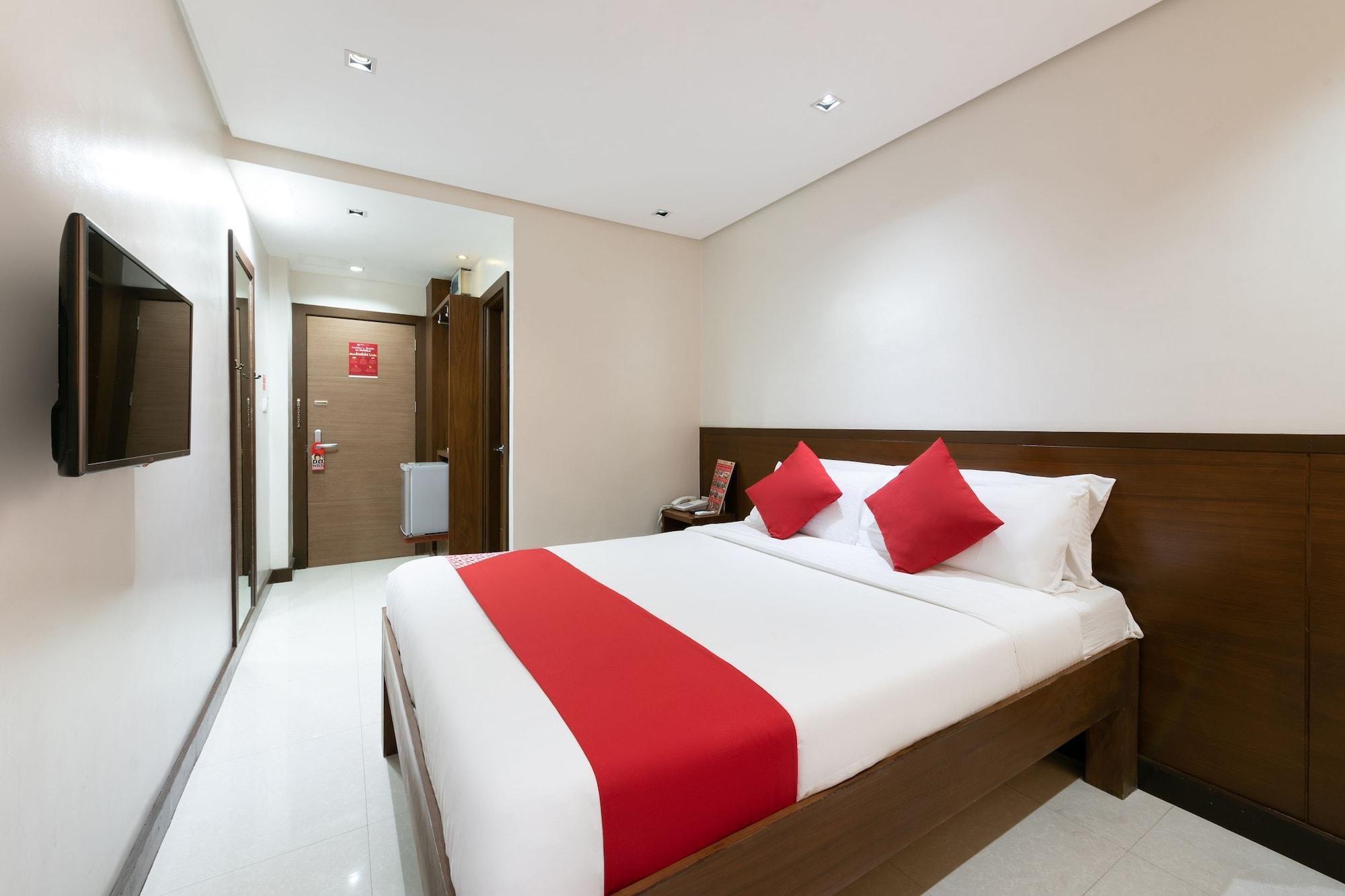 West Makati Hotel Makati City Ngoại thất bức ảnh