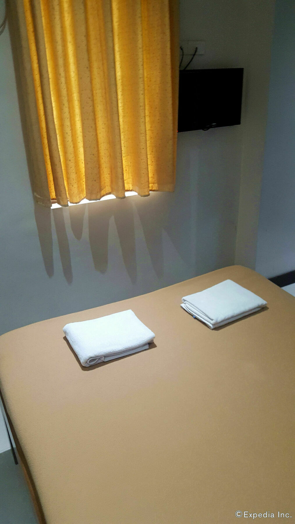 West Makati Hotel Makati City Ngoại thất bức ảnh
