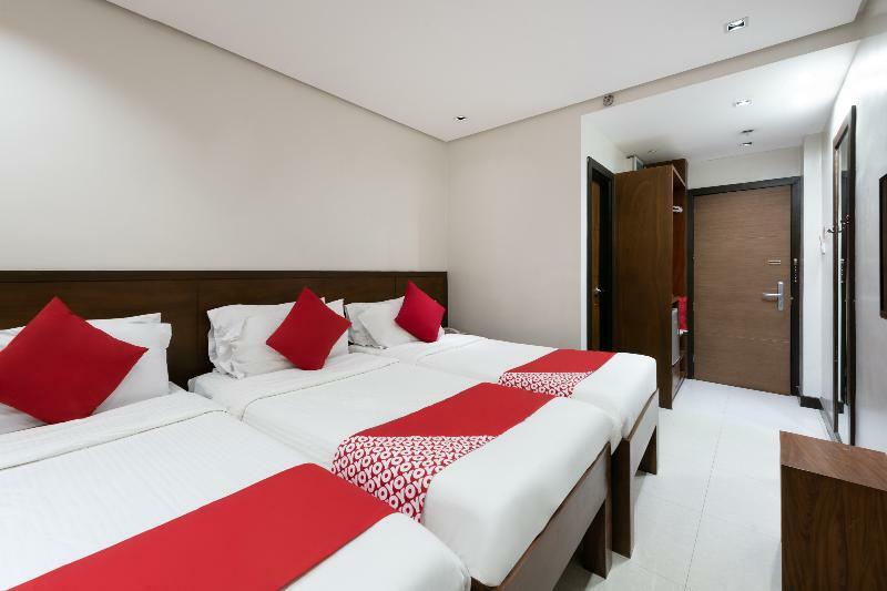 West Makati Hotel Makati City Ngoại thất bức ảnh
